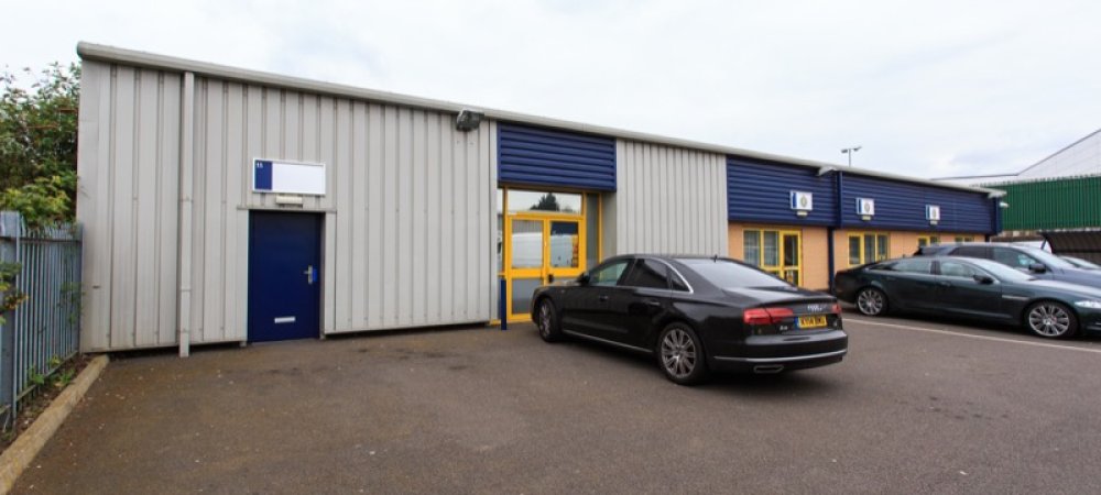 Business lease in West Bromwich